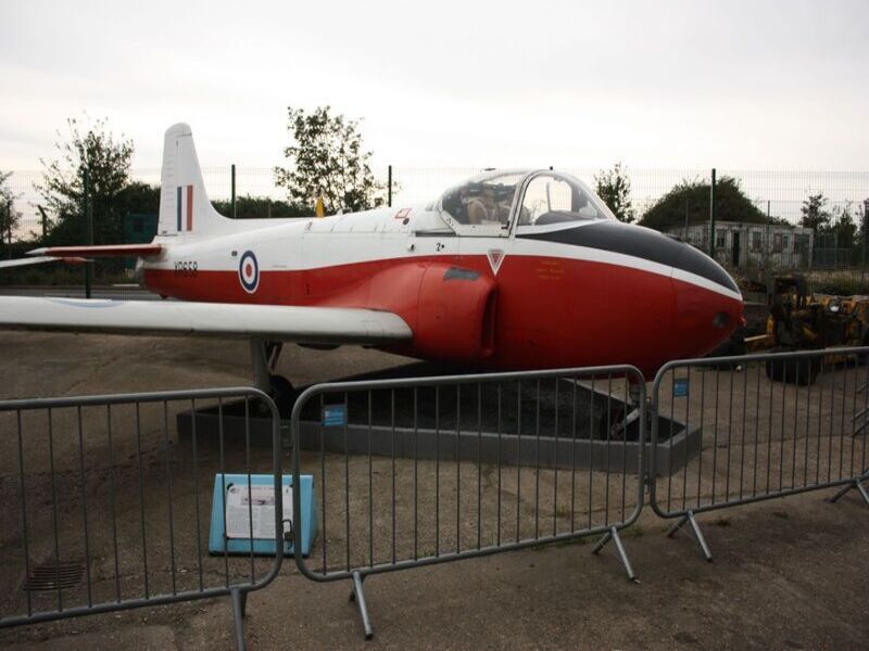 Hunting Percival Jet Provost T.4